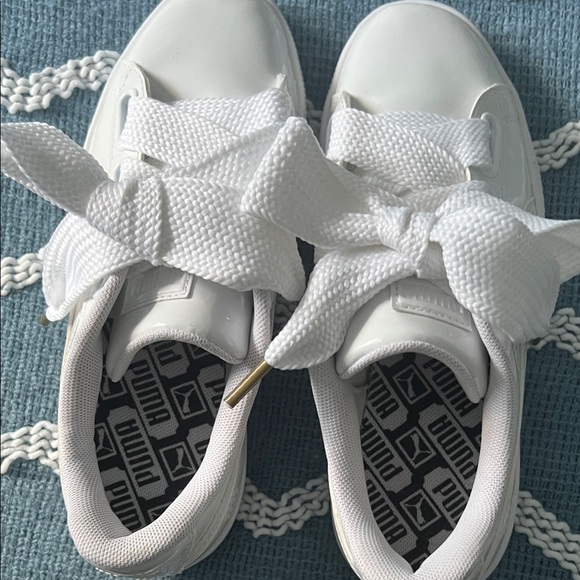 Puma Other - Women’s sneakers are from the Puma by Rihanna Collection size 6